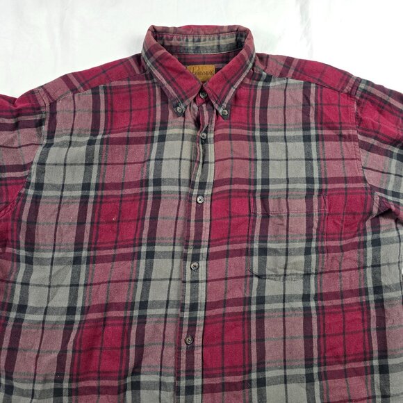 St. Johns Bay Mens XLT Red Plaid Flannel Long Sleeve Button Up Shirt Winter Warm - Picture 4 of 10